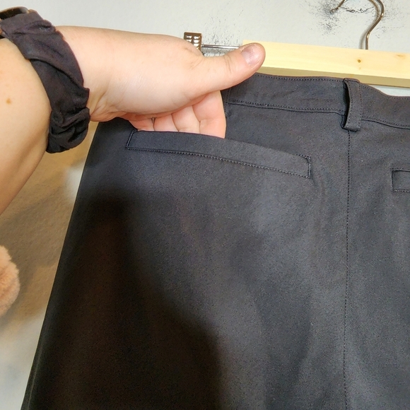 The North Face flashdry charcoal grey pants.  Size 12. - Picture 9 of 15